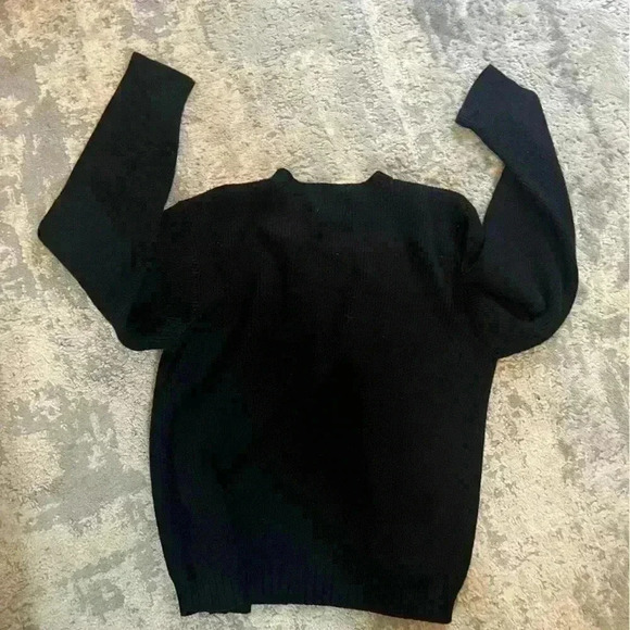 Vintage Charter Hill Chunky Black Sweater with Oversized Gold Buttons - Picture 3 of 3